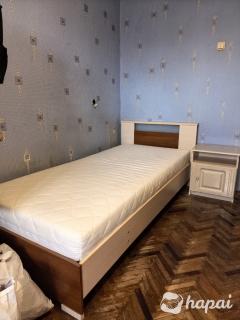 Кровать