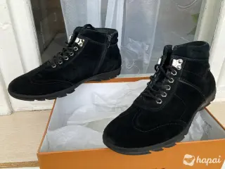 Мужские ботинки
