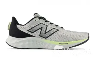 Кроссовки New Balance Marisyl 4. Оригинал. Новые.