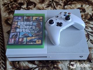 Крутой бандл Xbox One S + GTA 5