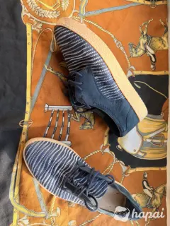 Ботинки замшевые Clarks