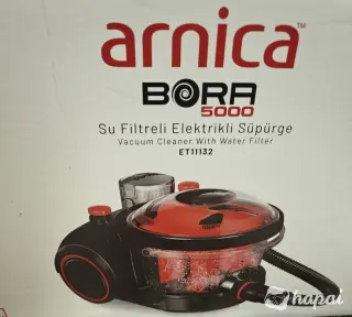 Пылесос с аквафильтром Arnica Bora 5000