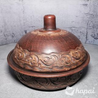 Красивый таджин из красной глины