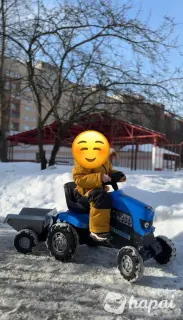 Трактор детский каталка
