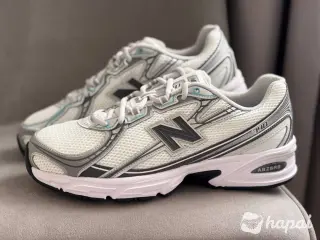 Кроссовки New balance 740