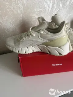 Reebok женские Кросовки