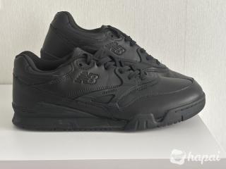 Продам New Balance 770
