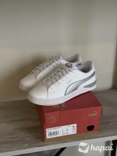 Puma Jada