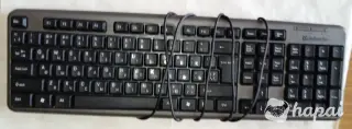 Клавиатура USB. Есть 2 шт. Defender Element HB-520 , Logitech Classic Keyboard 200