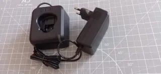 Зарядное устройство Bosch GAL 12V-20