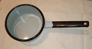 Эмалированный ковш