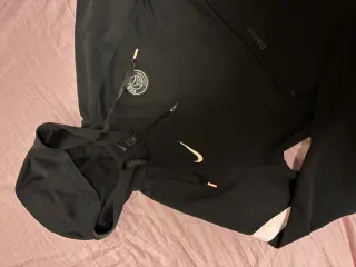 Nike Paris Худи
